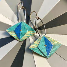 Load image into Gallery viewer, Vintage Turquoise Cat Eye Earrings