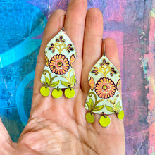 Load image into Gallery viewer, True Pink Flowers Temple Drop Tin Earrings