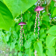 Load image into Gallery viewer, Shimmery Brick &amp; Gold Jellyfish Tin Earrings
