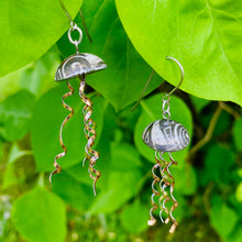 Load image into Gallery viewer, Vintage Cream Pattern Jellyfish Tin Earrings