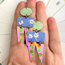 Load image into Gallery viewer, Bird Leg Venus Earrings