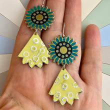 Load image into Gallery viewer, Stylized Blossoms &amp; Butter Earrings