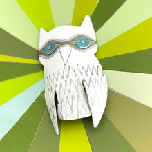 Load image into Gallery viewer, Quirky Owl III Upcycled Tin Brooch