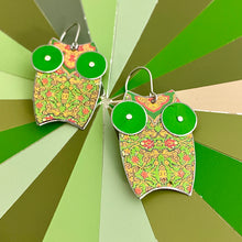 Load image into Gallery viewer, Green Eyed Owl Earrings
