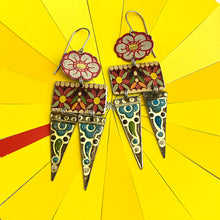 Load image into Gallery viewer, Flowery Venus Earrings