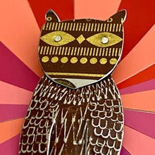 Load image into Gallery viewer, Quirky Owl X Upcycled Tin Brooch &amp; Pendant