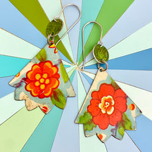Load image into Gallery viewer, Pinked Edge Orange-y Blossom Earrings