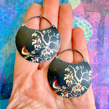 Load image into Gallery viewer, Red Winged Birds Circle Tin Earrings
