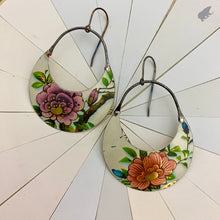 Load image into Gallery viewer, Vintage Blossom Crescent Circle Earrings
