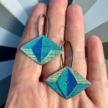 Load image into Gallery viewer, Vintage Turquoise Cat Eye Earrings