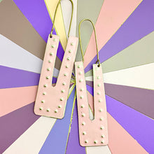 Load image into Gallery viewer, Cool Pink Dimpled Drop Earrings