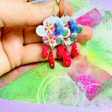 Load image into Gallery viewer, Pink Flowers Tin Chandelier Earrings