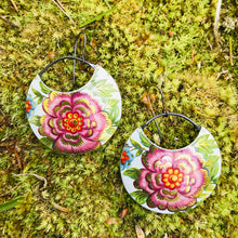 Load image into Gallery viewer, Red Violet Blossoms Circles Upcycled Tin Earrings