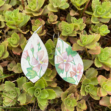 Load image into Gallery viewer, Pale Pink Flowers Upcycled Pod Tin Earrings