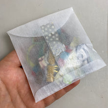 Load image into Gallery viewer, Random Assortment 3 Tin De-Stash